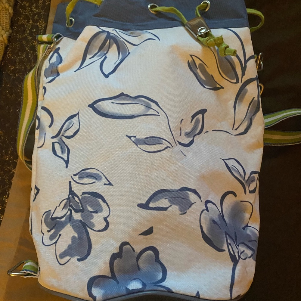 Floral Pattern Drawstring Closure Beach Bag. - image 5